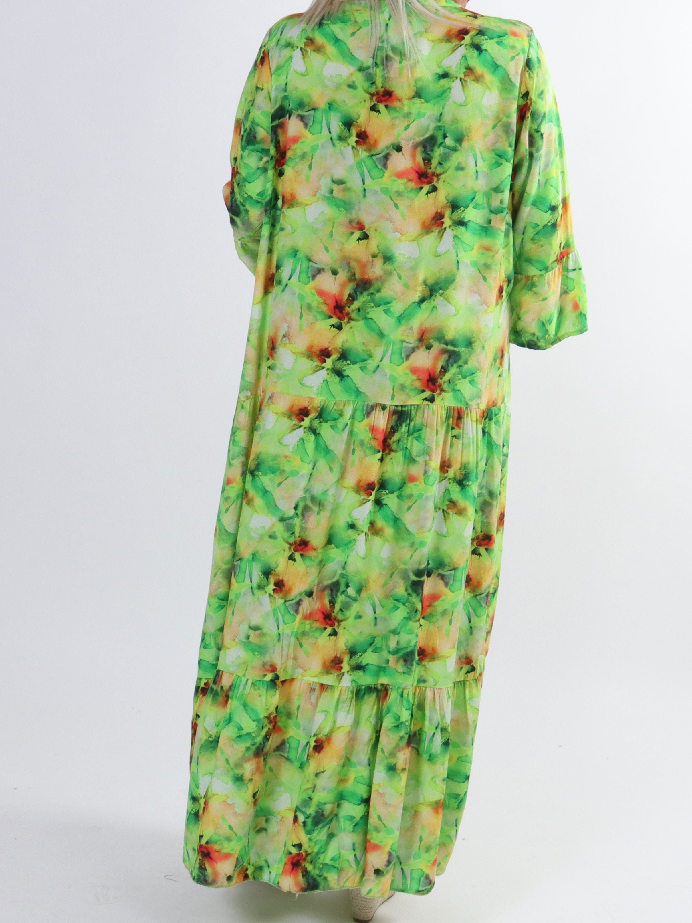 Timian - Lang plus size mønstret kjole med lag på lag look